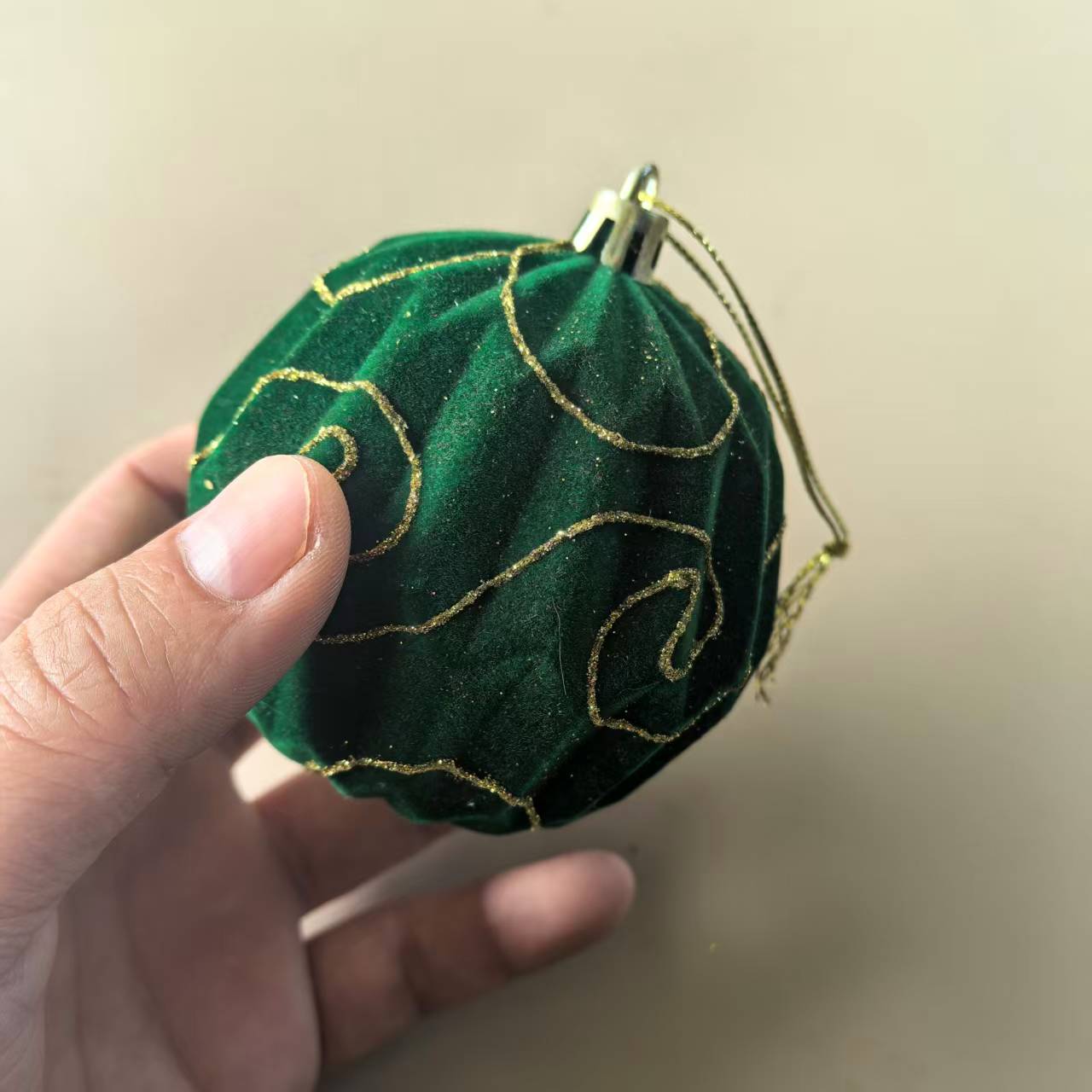 flocked Christmas decorative ball - Image 9